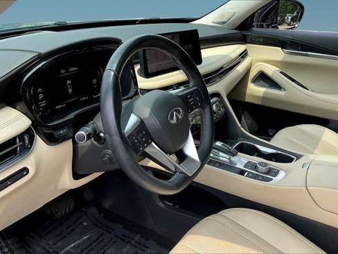 Certified 2023 INFINITI QX60 Sensory w/ Vision Package AWD/4WD image 16