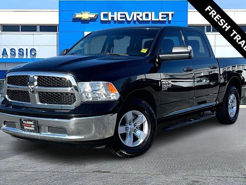 Used 2022 RAM 1500 Classic SLT w/ Trailer & Traction Group image 3