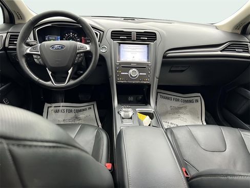Used 2019 Ford Fusion Titanium image 8