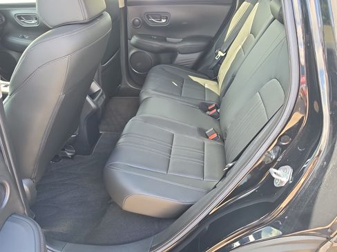 Used 2024 Honda HR-V EX-L image 16