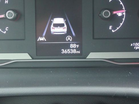 Used 2022 Hyundai Tucson SEL FWD image 28