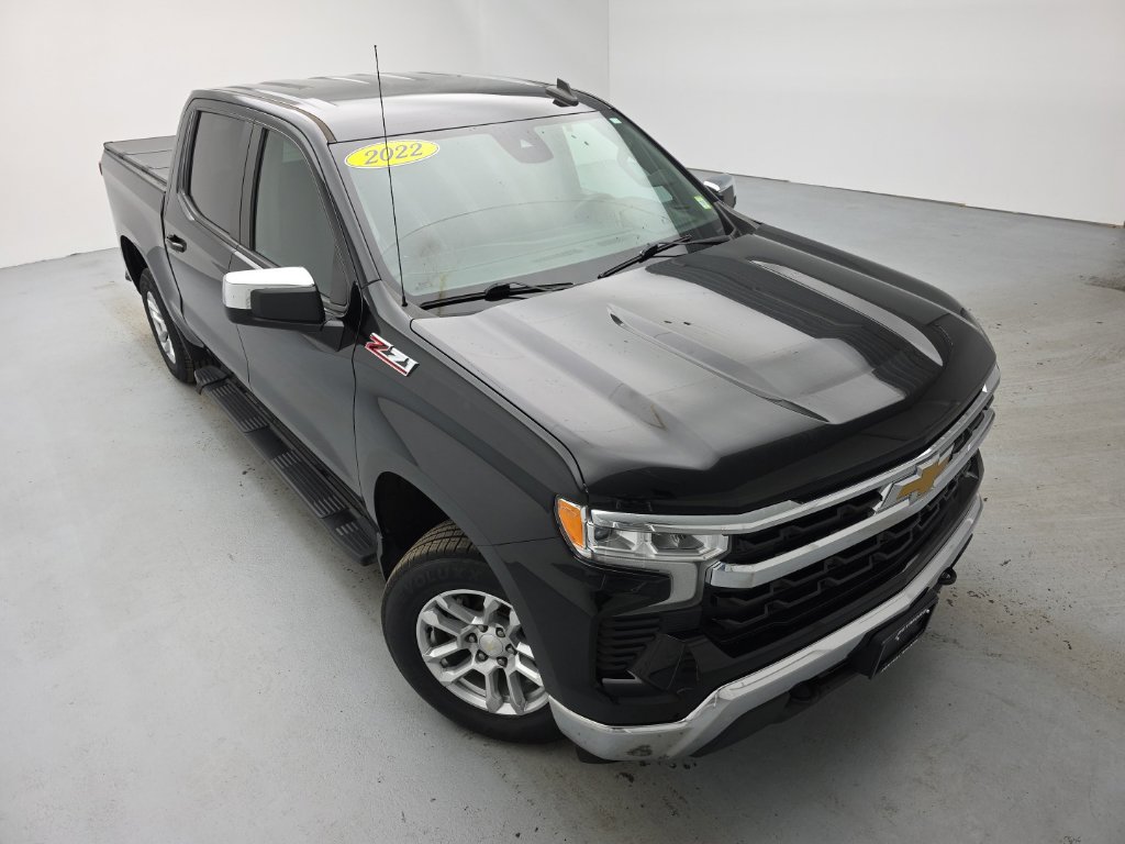 Used 2022 Chevrolet Silverado 1500 LT w/ Z71 Off-Road Package AWD/4WD image 1