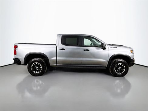 Used 2023 Chevrolet Silverado 1500 ZR2 AWD/4WD image 10
