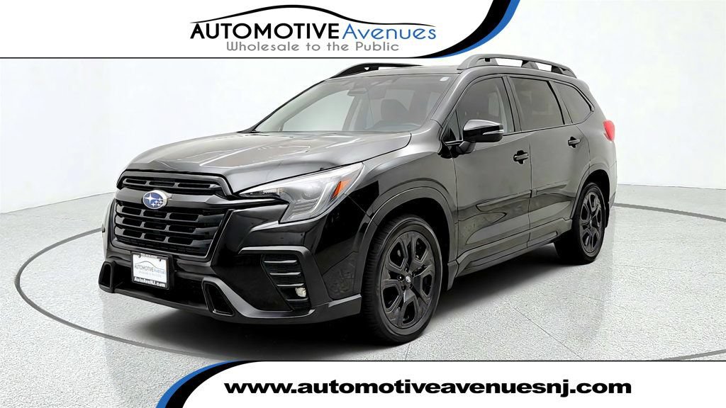 Used 2023 Subaru Ascent Onyx Edition AWD/4WD image 1
