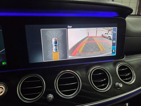 Used 2017 Mercedes-Benz E 43 AMG 4MATIC Sedan image 54