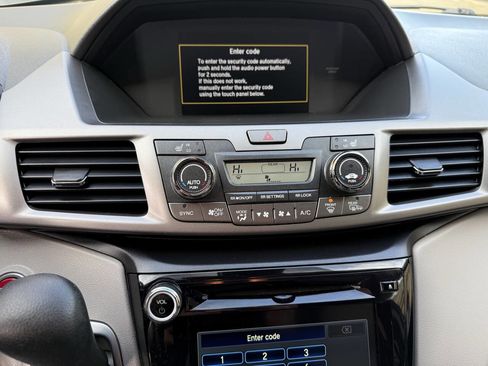 Used 2016 Honda Odyssey EX-L image 52