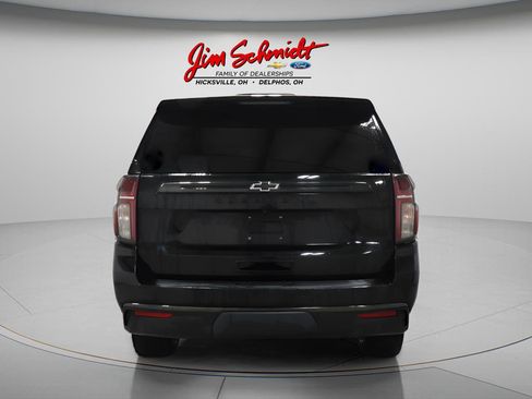 Used 2021 Chevrolet Suburban Z71 w/ Luxury Package AWD/4WD image 4