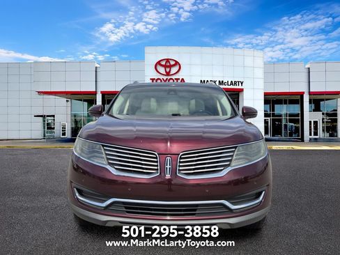 Used 2017 Lincoln MKX Black Label w/ Driver Assistance Package FWD image 8