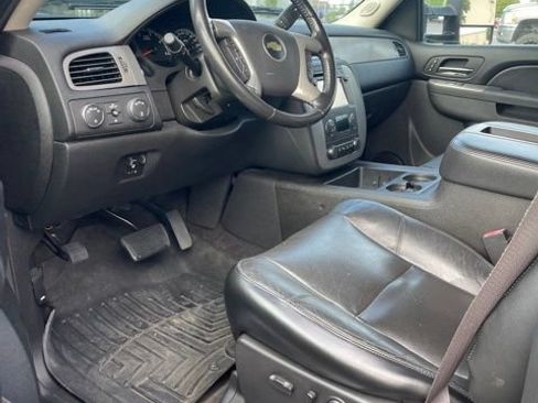 Used 2014 Chevrolet Silverado 3500 LTZ w/ LTZ Plus Package AWD/4WD image 6