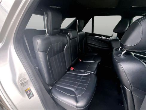Used 2019 Mercedes-Benz GLE 400 4MATIC image 20