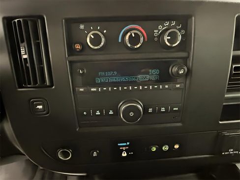 Used 2020 Chevrolet Express 2500 w/ Driver Convenience Package image 15