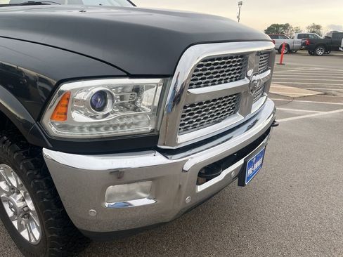 Used 2018 RAM 2500 Laramie AWD/4WD image 9