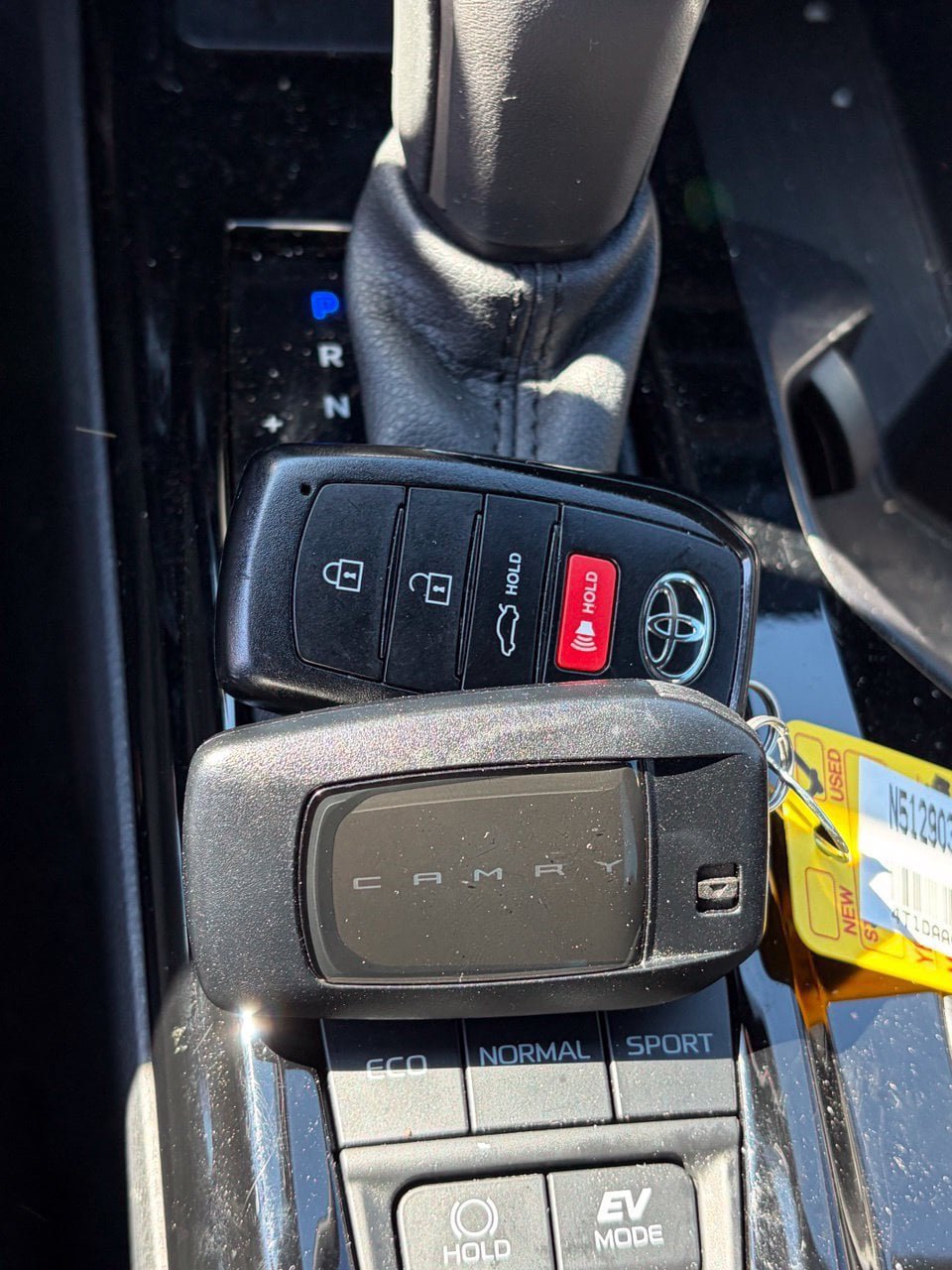 Used 2025 Toyota Camry XSE FWD image 13