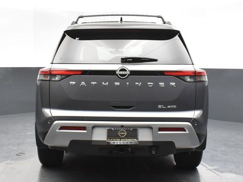 Certified 2025 Nissan Pathfinder SL w/ SL Premium Package image 27