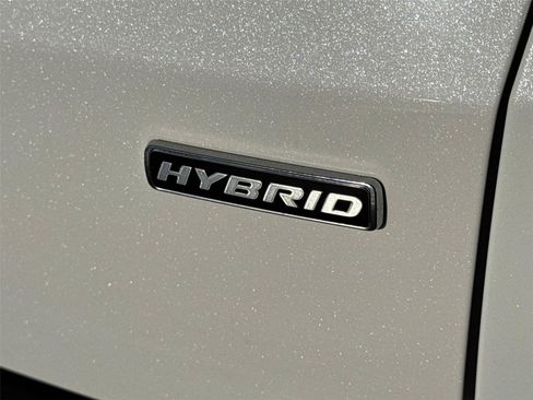 Used 2022 Ford Escape Titanium FWD image 14