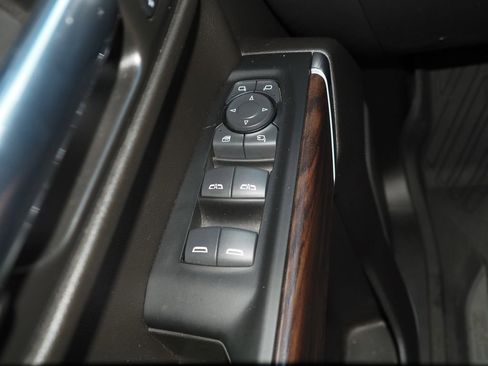 Certified 2021 GMC Sierra 1500 SLT image 29