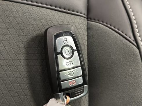 Used 2025 Ford Mustang Mach-E GT AWD/4WD image 42