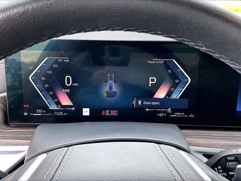 Certified 2024 BMW X7 xDrive40i w/ Premium Package image 26