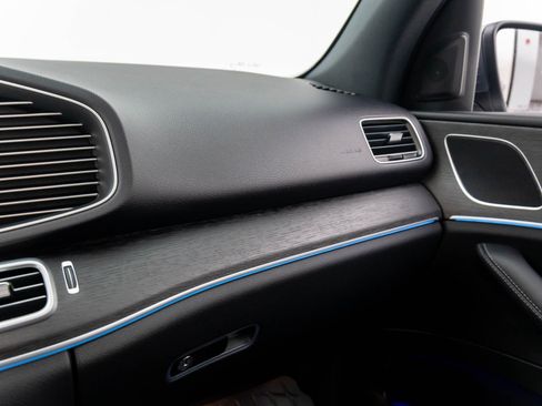 New 2025 Mercedes-Benz GLE 450 4MATIC image 18