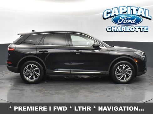 Used 2024 Lincoln Corsair Premiere image 10