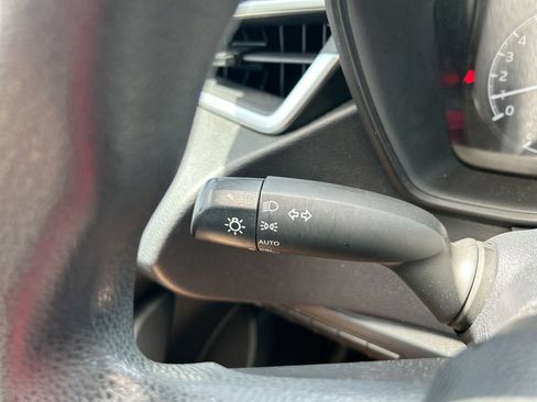 Certified 2022 Toyota Corolla LE FWD image 19