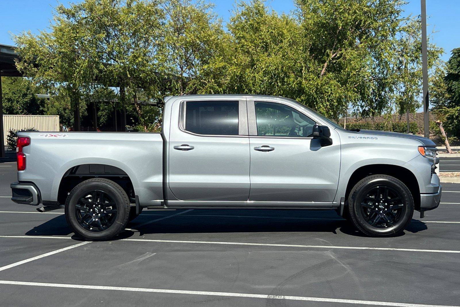 New 2026 Chevrolet Silverado 1500 RST w/ Convenience Package II AWD/4WD image 3