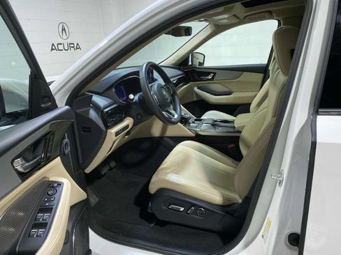 Used 2024 Acura MDX SH-AWD image 2