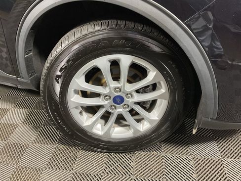 Used 2021 Ford Escape SE image 36