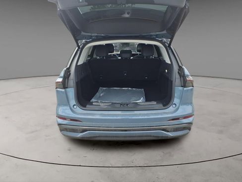New 2026 Lincoln Nautilus Reserve w/ Jet Appearance Package AWD/4WD image 8