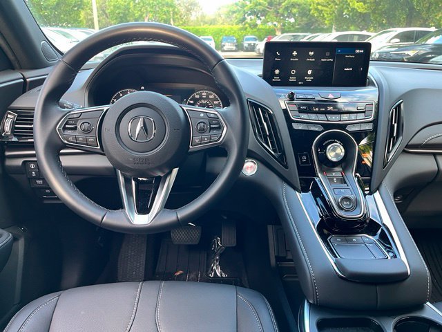 Used 2026 Acura RDX SH-AWD image 9
