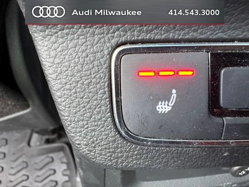 Used 2020 Audi Q5 2.0T Premium Plus w/ Premium Plus Package AWD/4WD image 13