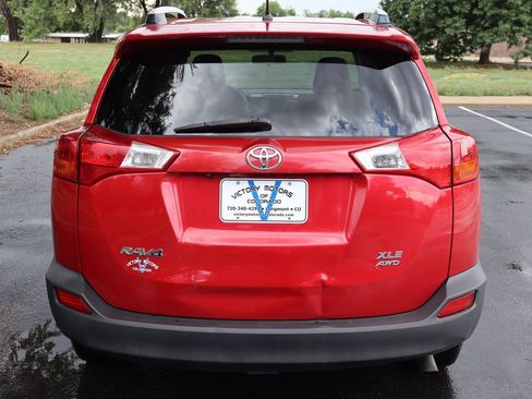 Used 2013 Toyota RAV4 XLE AWD/4WD image 6