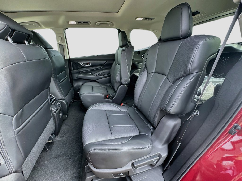 Used 2026 Subaru Ascent Limited AWD/4WD image 33