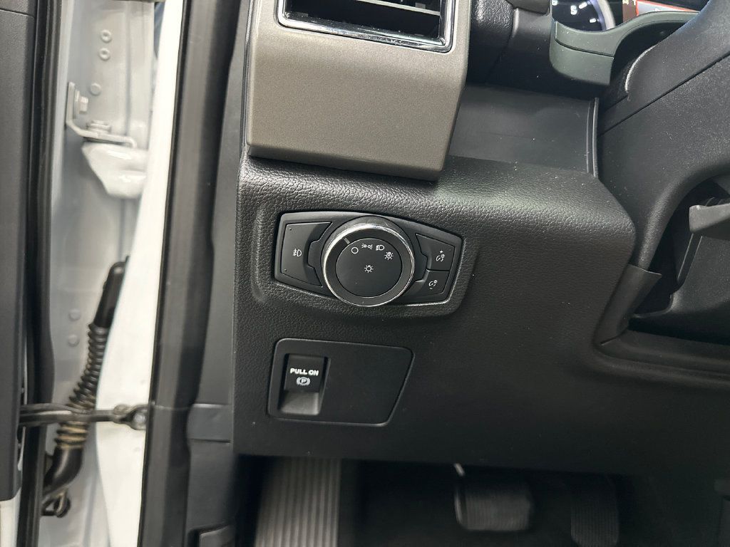 Used 2020 Ford Expedition XLT AWD/4WD image 31