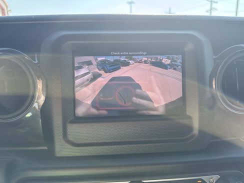 Certified 2021 Jeep Wrangler Unlimited Sport w/ Technology Group image 25