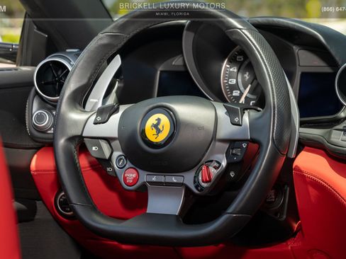 Used 2018 Ferrari GTC4Lusso T RWD image 19