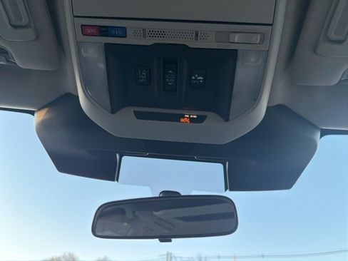 Used 2023 Subaru Forester Premium image 46