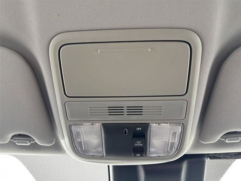 Used 2019 Honda Odyssey EX image 6
