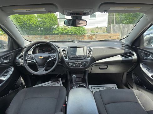 Used 2018 Chevrolet Malibu LS FWD image 29