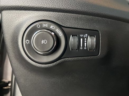 Used 2018 Jeep Compass Limited w/ Trailer Tow Group image 17