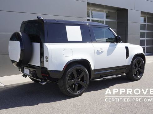 Used 2026 Land Rover Defender 90 V8 AWD/4WD image 4