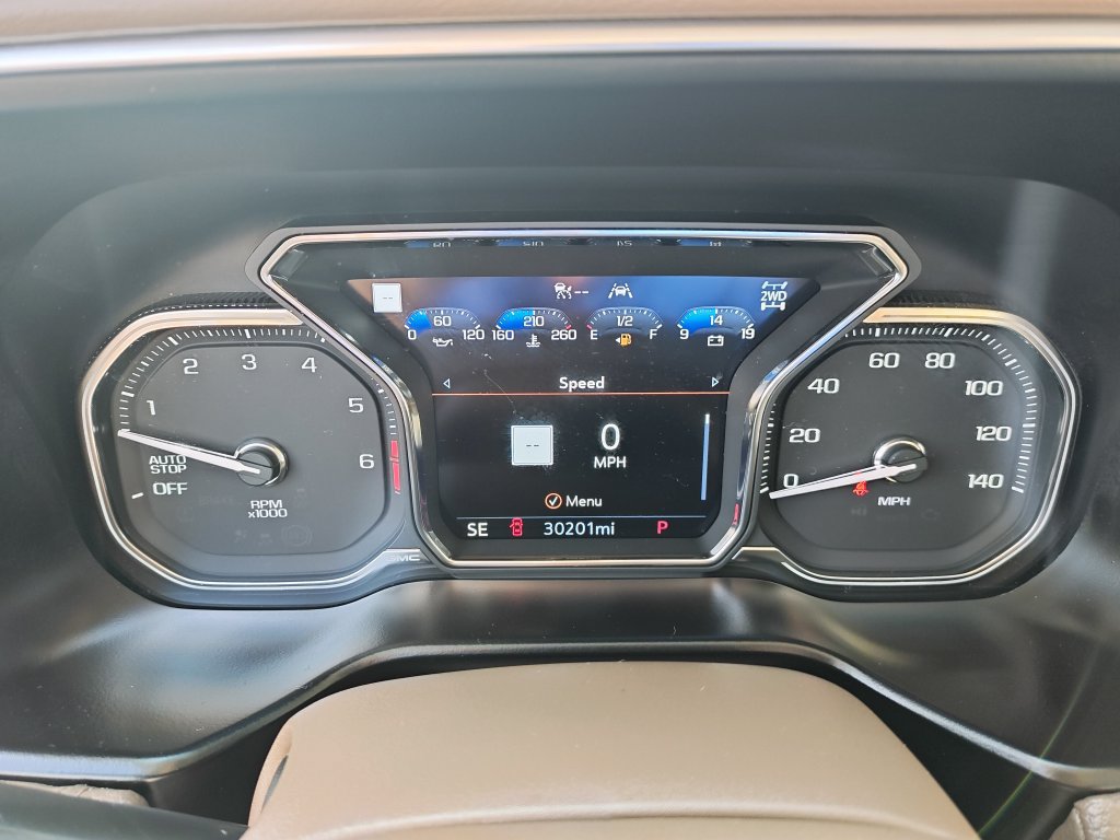 Used 2021 GMC Yukon Denali w/ Denali Premium Package AWD/4WD image 18