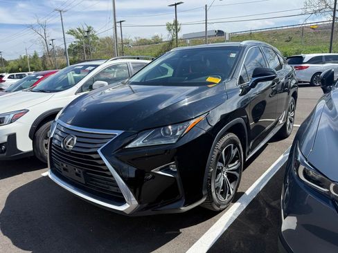 Used 2018 Lexus RX 350 FWD w/ Premium Package image 3