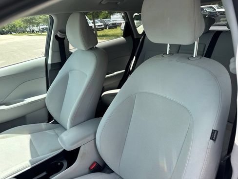 Used 2024 Hyundai Kona SEL AWD/4WD image 9