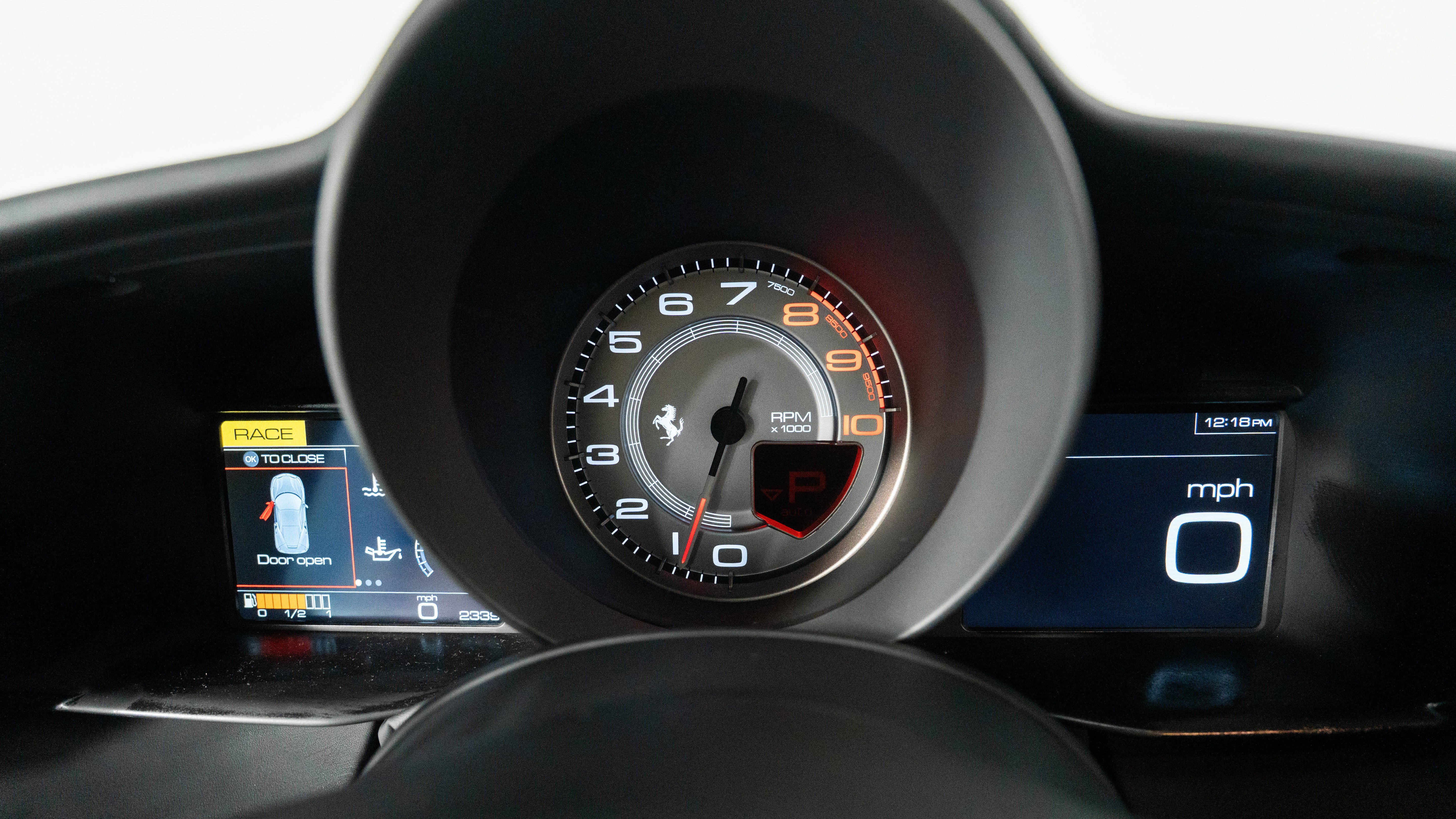 Certified 2018 Ferrari 488 GTB RWD image 30