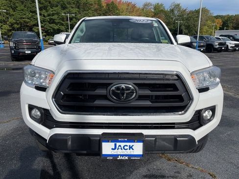 Used 2022 Toyota Tacoma SR5 image 2