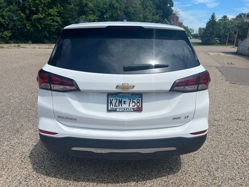 Used 2023 Chevrolet Equinox LT AWD/4WD image 4
