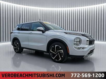 Used 2024 Mitsubishi Outlander SE