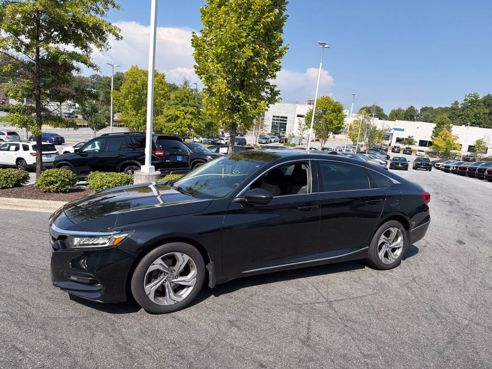 Used 2018 Honda Accord EX image 6