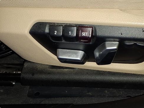 Used 2017 BMW 330i Gran Turismo xDrive image 17